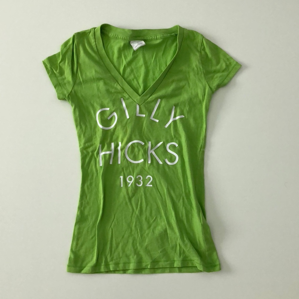 GILLY HICKS V-NECK SHIRT